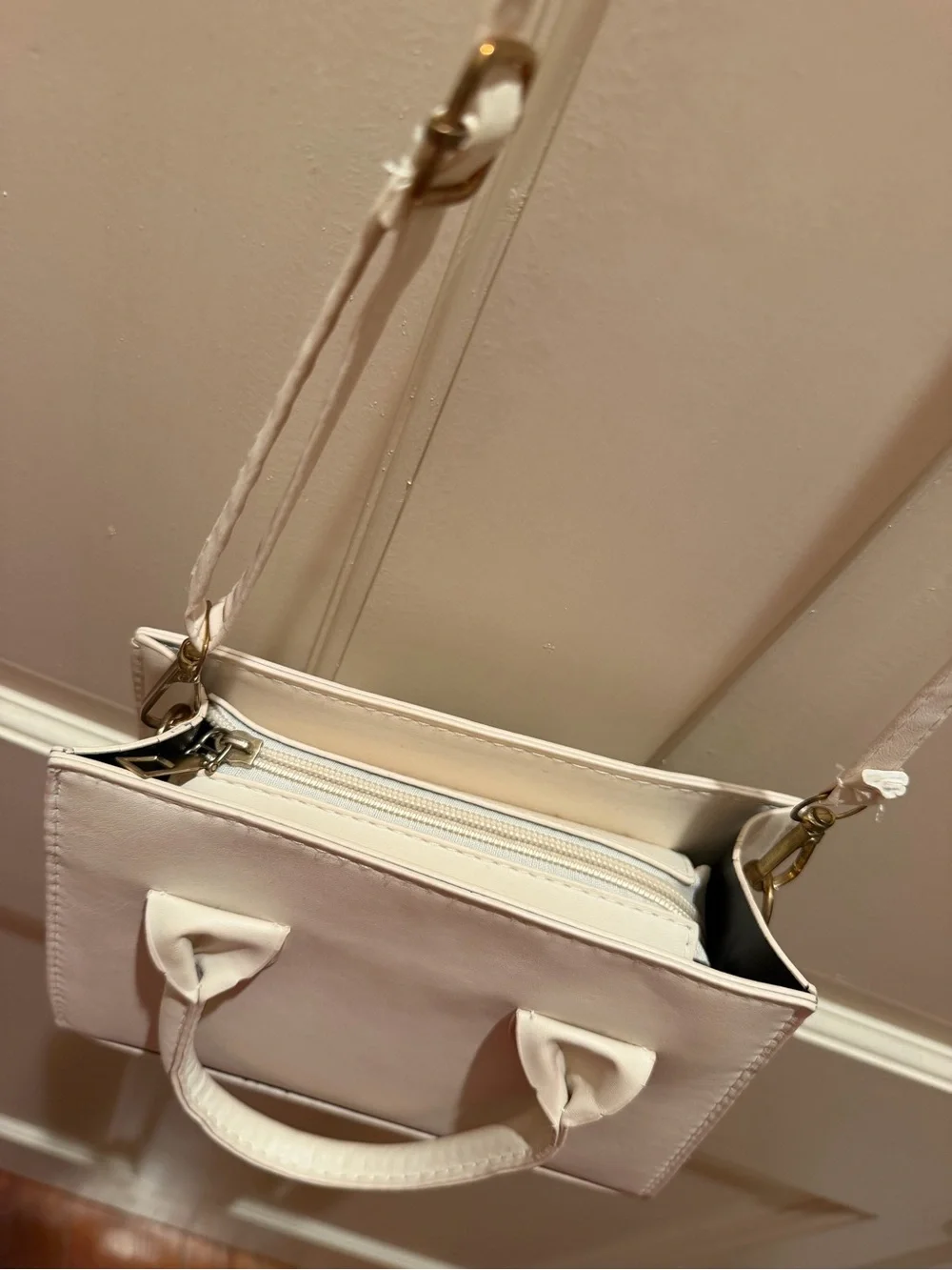 Off white clutch crossbody purse